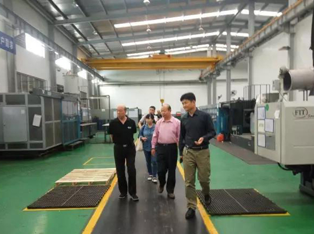 中國畜牧業(yè)協(xié)會(huì)走進(jìn)日聯(lián)華波